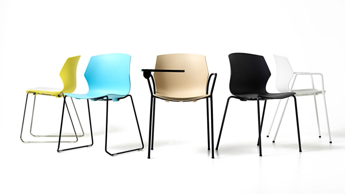No Frill 4 legs, Stackable chair, with polypropylene shell, eye-catching design