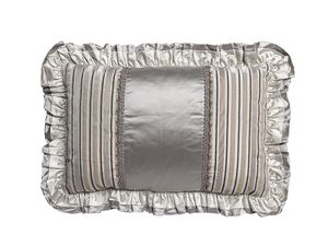 Cushion VLAR FL, Decorative cushion with a classic taste