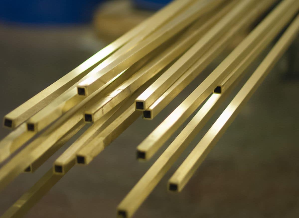 Metal profiles with customized measures, Variety of metal profiles, with custom measures and finishes