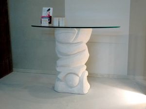 Equinozio, Stone table, with glass top resting on the base
