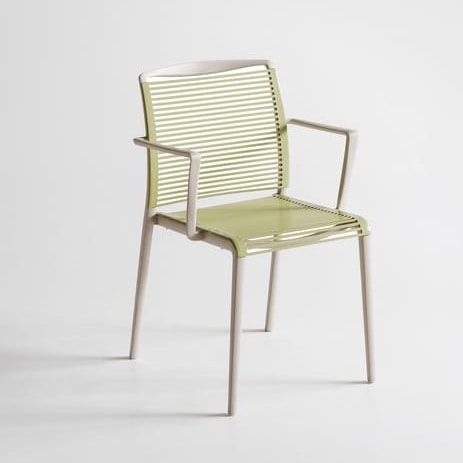 Avenica, Design chair in polymer with integrated armrests