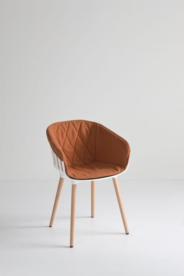 Basket Chair BL, Chair with beech wood legs, polymer shell