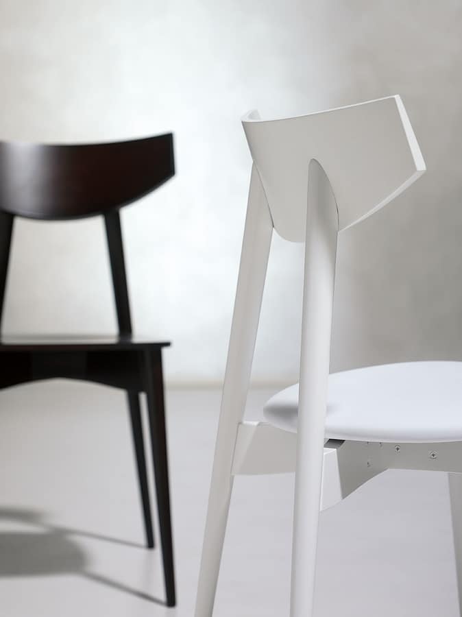 DAYANA, Chair in beech wood for domestic and contract use