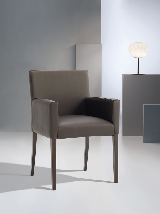 POLTRONA RELAX, Essential chair with beechwood frame