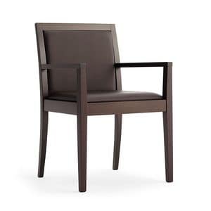 Vista, Essential armchair in beech for modern living