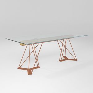 Leon, Iron table with glass top
