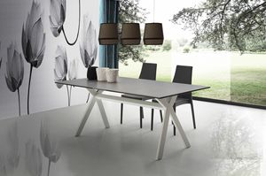 s08 archille, Dining table with metal base