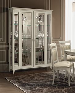 Giotto display cabinet, Elegant showcases with a classic atmosphere