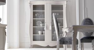 Melissa Art. 543, Display cabinet inspired by classic styles