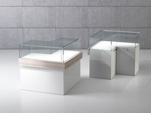 Quadratum Frame QF/10BA, Corner bench with display case