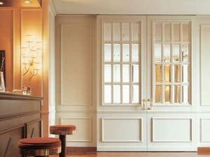 Londra, Door in lacquered wood, cut glass, matched with the boiserie