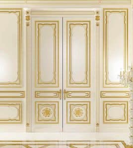 Villa d'Este lacquered, Classic wainscoting with gold leaf finishings for hotels