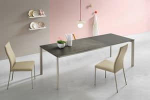 Klass L, Extendable dining table with two extensions