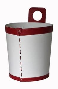 Seglot, Wood holder in shape of bucket with rubber feet