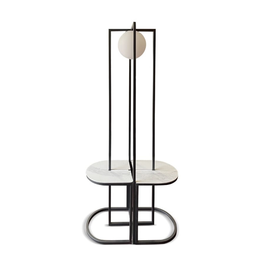 Trilli, Floor lamp incorporated between two side tables