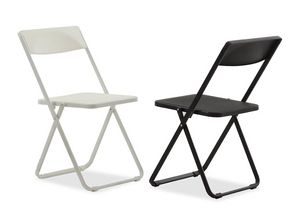 Giga, Folding chair in polypropylene, with an elegant silhouette