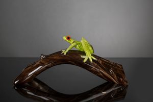 Branch with Frog, Decorative glass sculpture