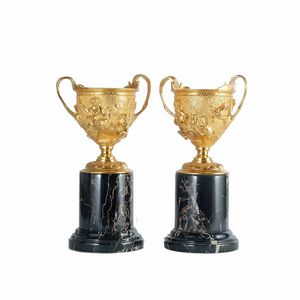 Hercules Art. VR_505, Satin brass cup with black marble base