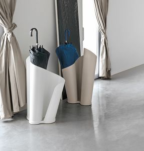 NARCISO, Metal umbrella-stand,with a refined design