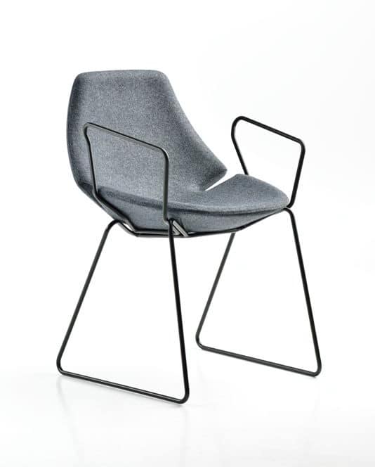 Eon con braccioli, Chair with sled base, padded, for waiting rooms