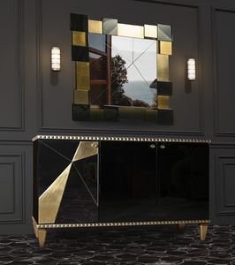 Art. 2420 Adamantia, Cupboard with mirror details