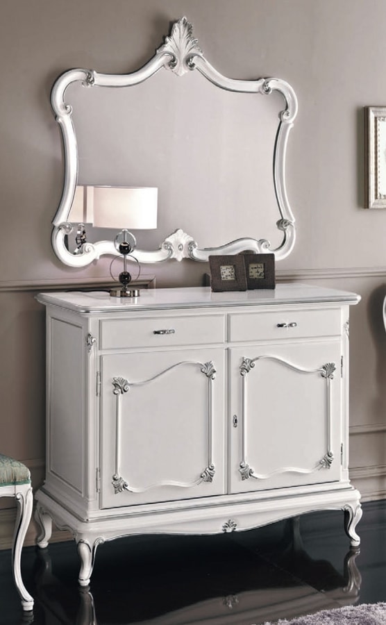 Art. 3176, White lacquered sideboard
