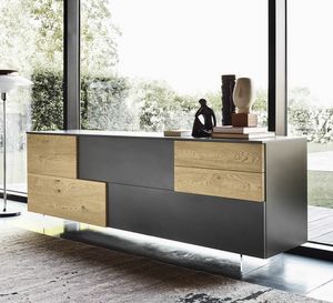 Incontro, Sideboard with glass base