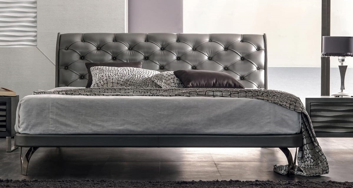 Keope Art. 894, Bed covered in leather