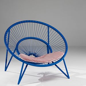 Drop HX689-120, Lounga chair with an innovative design