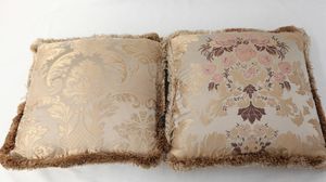 Cushions, Cushions that can be combined with classic-style armchairs and sofas