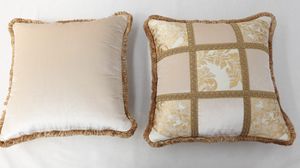 Cushions, Cushions with fringes for classic furnishings