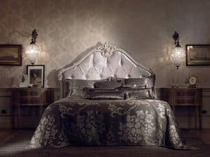 640, carved bed, classic bed, wood bed Villa