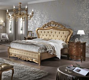 Angelica bed, Bed with carved headboard