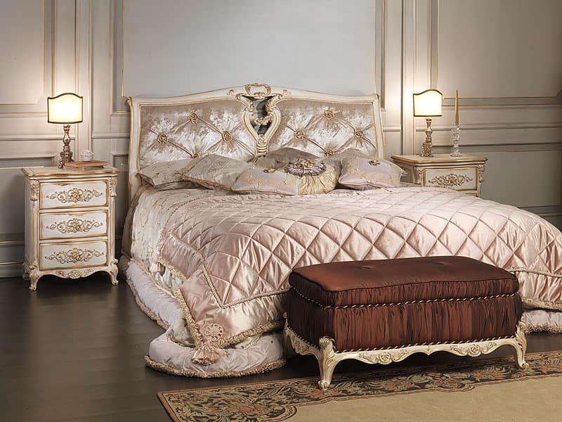 Art. 2006-IM bed, Solid wood bed, headboard in silk, for luxury hotel