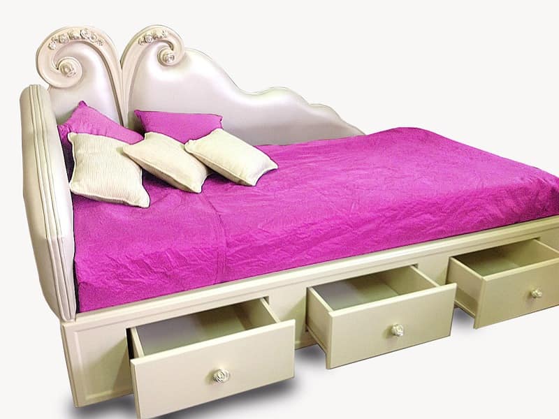 Art. 2930 Candy Valentina, Bed in classic luxury style, eco-leather covering