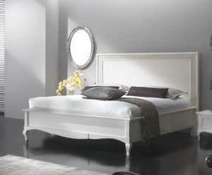 Art. H018 BED, Solid wood bed, decorations in Vienna straw