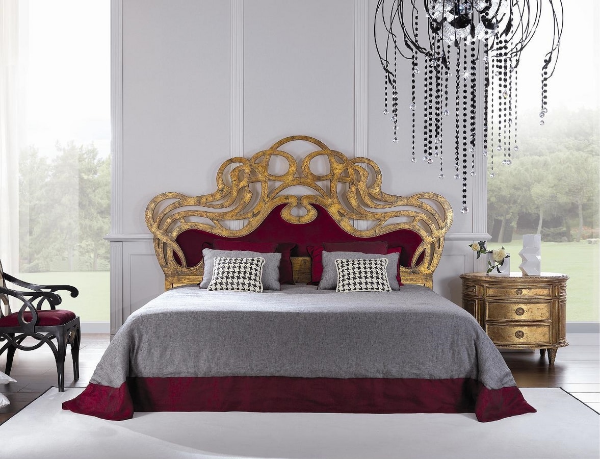 Cassandra bed, Double bed with decorated headboard