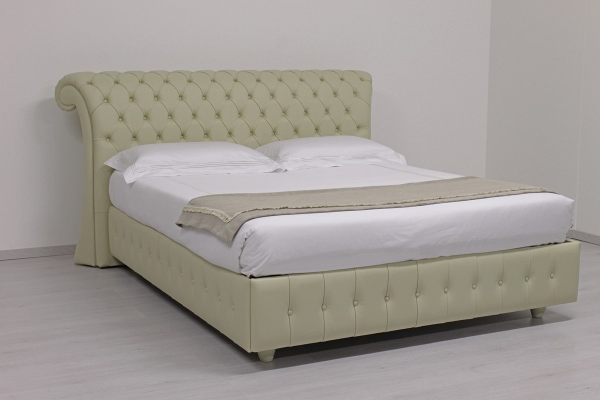 Chesterfield Storage, Classic bed with upholstered structure