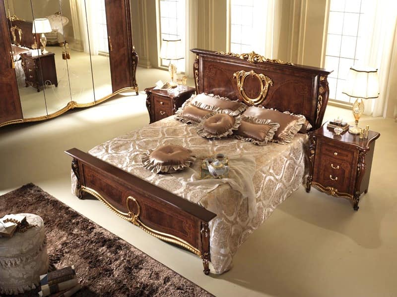 Donatello bed, Bed with neoclassical style, sinuous footboard and headboard, hand-decorated