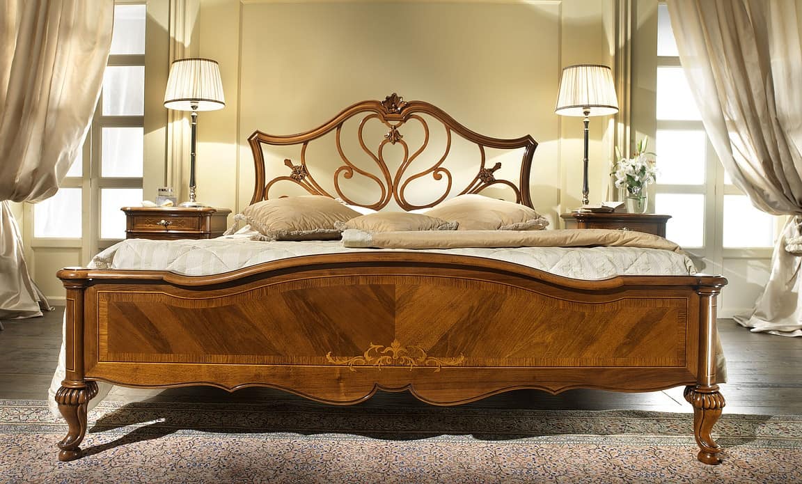 G 704, Walnut bed with headboard perforated, decorations maple