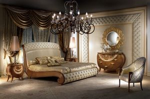 LE19 Vanity bed, Bed in solid wood, gold leaf decorations, quilted