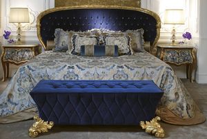 Bed 3690, Luxury classic bed with golden finish