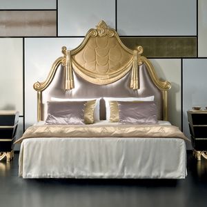 Mikado MK143, Classic style bed with carved headboard