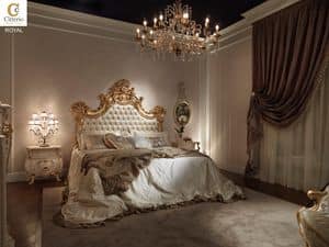 Royal, Bedroom in solid wood in classic style