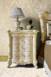 Madame Royale bedside table, Luxurious classic bedside table