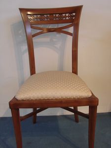 Art. 120, Empire style chair with padded seat