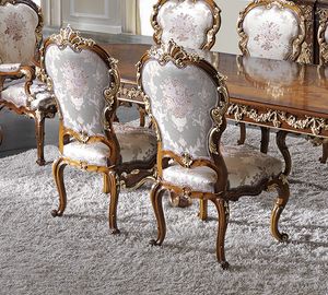 ART. 2969, Classic chair with gold details