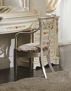 ART. 2989, Classic chair for bedrooms