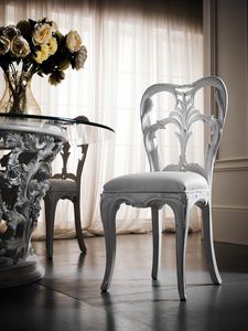 Art. 5050, Dining chair, carved, in classic luxury style