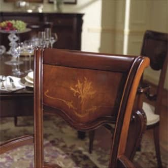 Canova chair, Classic chair in walnut, carved by craftsmen